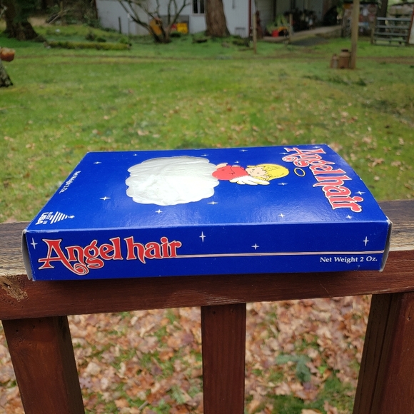 Vintage Angel Hair Spun Glass Union Wadding CO - Made In USA 2oz Box - Picture 6 of 11